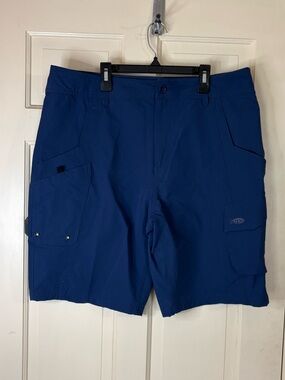 AFTCO Men's Navy Blue Cargo Fishing Shorts Size 36  Nylon Regular Fit Pockets